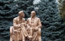 "Євроліві" не чули про приписані їм плани закупівлі пам'ятників Леніну