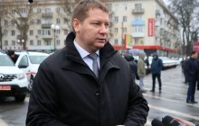 Голова Херсонщини відкинув підозру: батьком Гандзюк маніпулюють